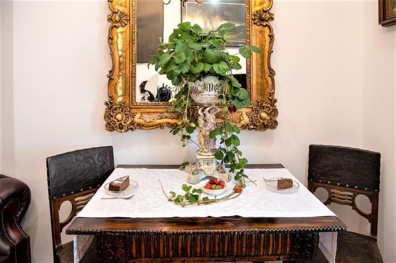 Royal Heritage Apartment In Split Center Ngoại thất bức ảnh